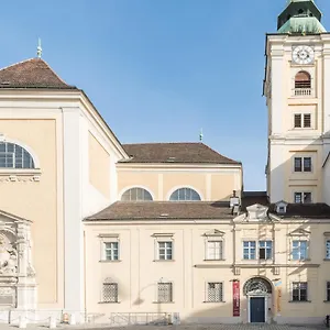Πανσιόν Benediktushaus Im Schottenstift
