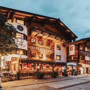 Dorfhotel Glücksschmiede Hotel